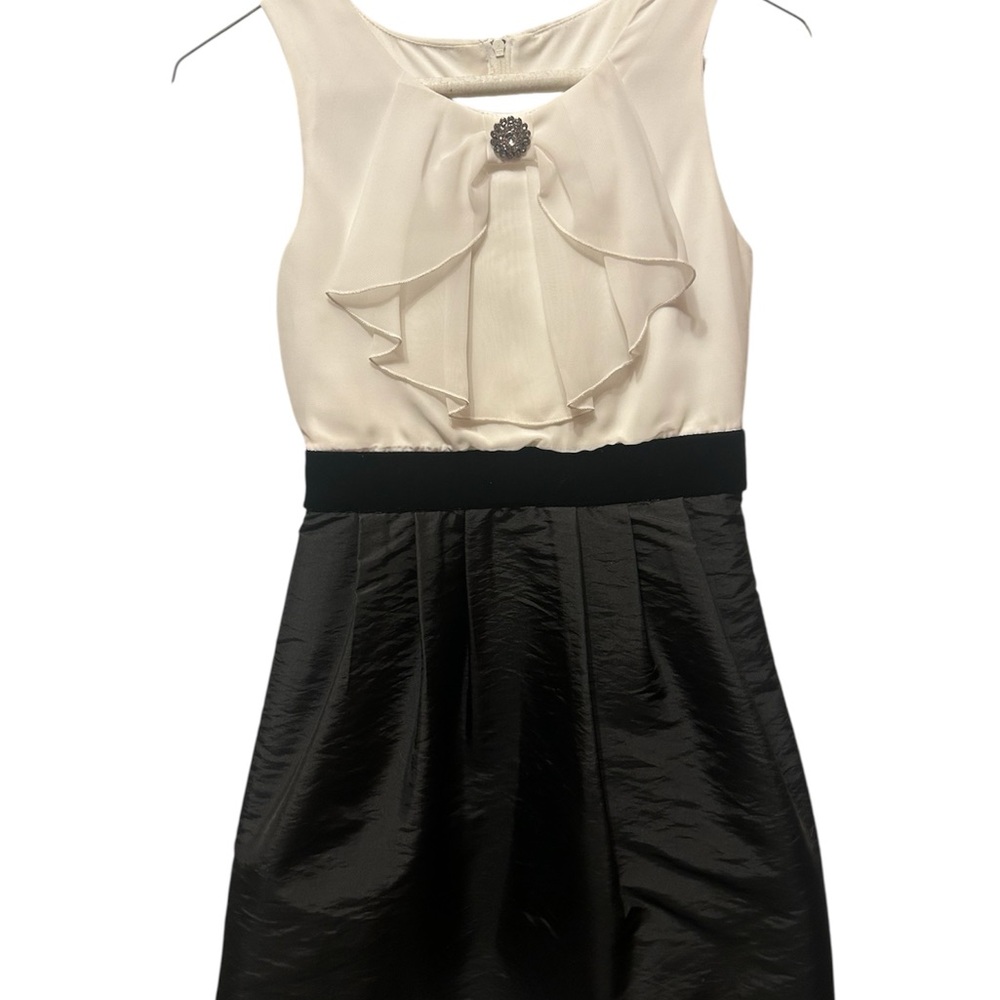 Amy Byer Black and White Dress girls size 10 dress
